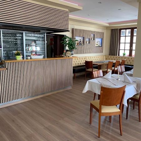 Hotel Deutsches Haus Lampertheim Esterno foto