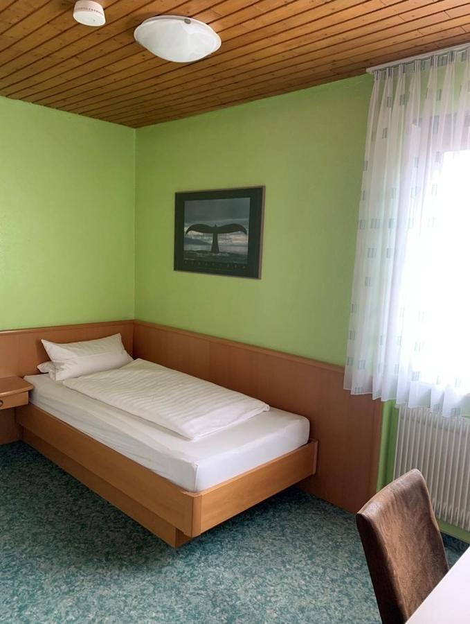 Hotel Deutsches Haus Lampertheim Esterno foto