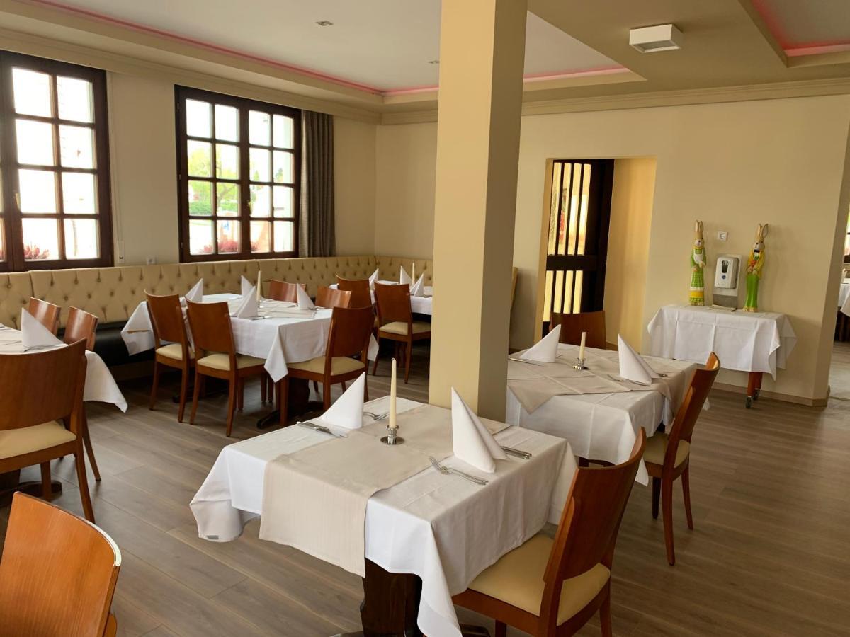 Hotel Deutsches Haus Lampertheim Esterno foto